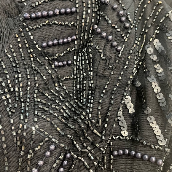 Adrianna Papell Beaded Gown Size 4 NWT - Picture 8 of 11